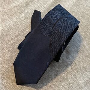 Vintage 1980s Bugle Boy Navy Blue Men's Tie